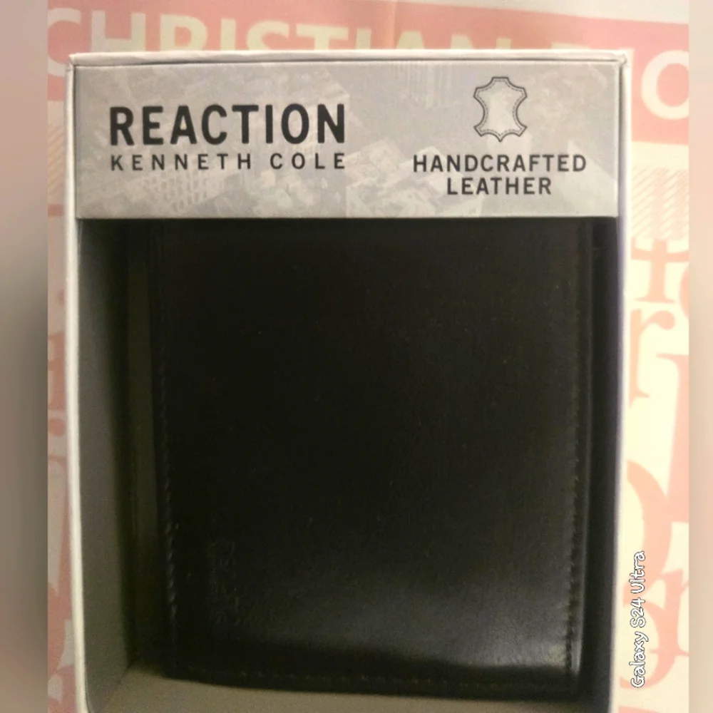 Kenneth Cole Reaction Blk Wallet NIB
